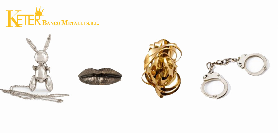 Gioielli d’artista esposti alla mostra Precious a Venezia, creazioni uniche firmate da celebri nomi dell’arte moderna e contemporanea come Jeff Koons, Man Ray e Yoko Ono