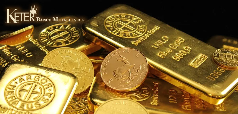 Lingotti d’oro da un chilo e monete d’oro da investimento come Krugerrand e Marengo, simbolo delle differenze tra lingotti e monete d’oro con vantaggi e svantaggi per chi investe.